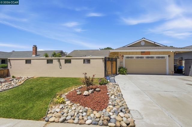 838 Cherokee Dr, Livermore, CA 94551