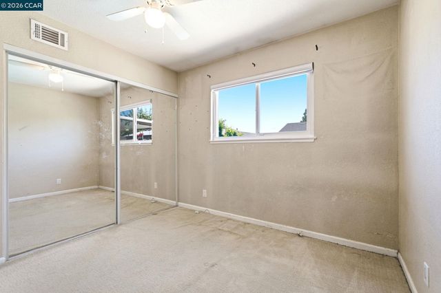 838 Cherokee Dr, Livermore, CA 94551