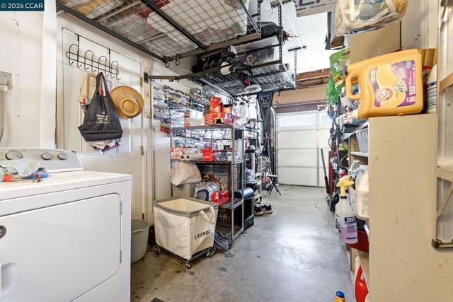 838 Cherokee Dr, Livermore, CA 94551