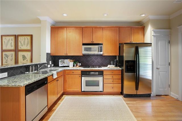 655 Mead Street SE 37, Atlanta, GA 30312