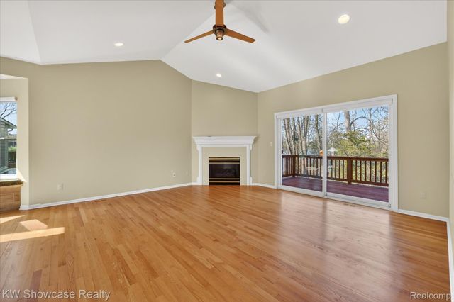 707 Pointe Court, Milford Village, MI 48381