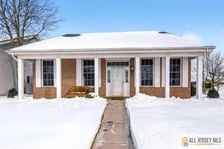 9 Liedtke Drive, Cranbury, NJ 08512