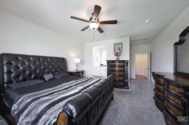 16002 Canterbury Court, Bakersfield, CA 93314