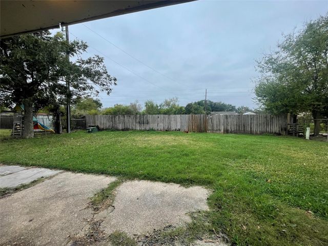 7743 Water Park Lane, Houston, TX 77086