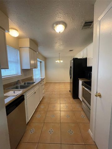 7743 Water Park Lane, Houston, TX 77086