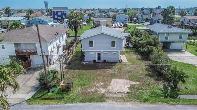16623 Nassau Way, Jamaica Beach, TX 77554