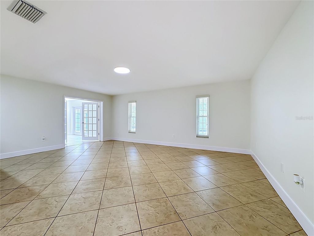 Image 13 of property listing at 2103 162ND STREET E, Bradenton, FL 34211