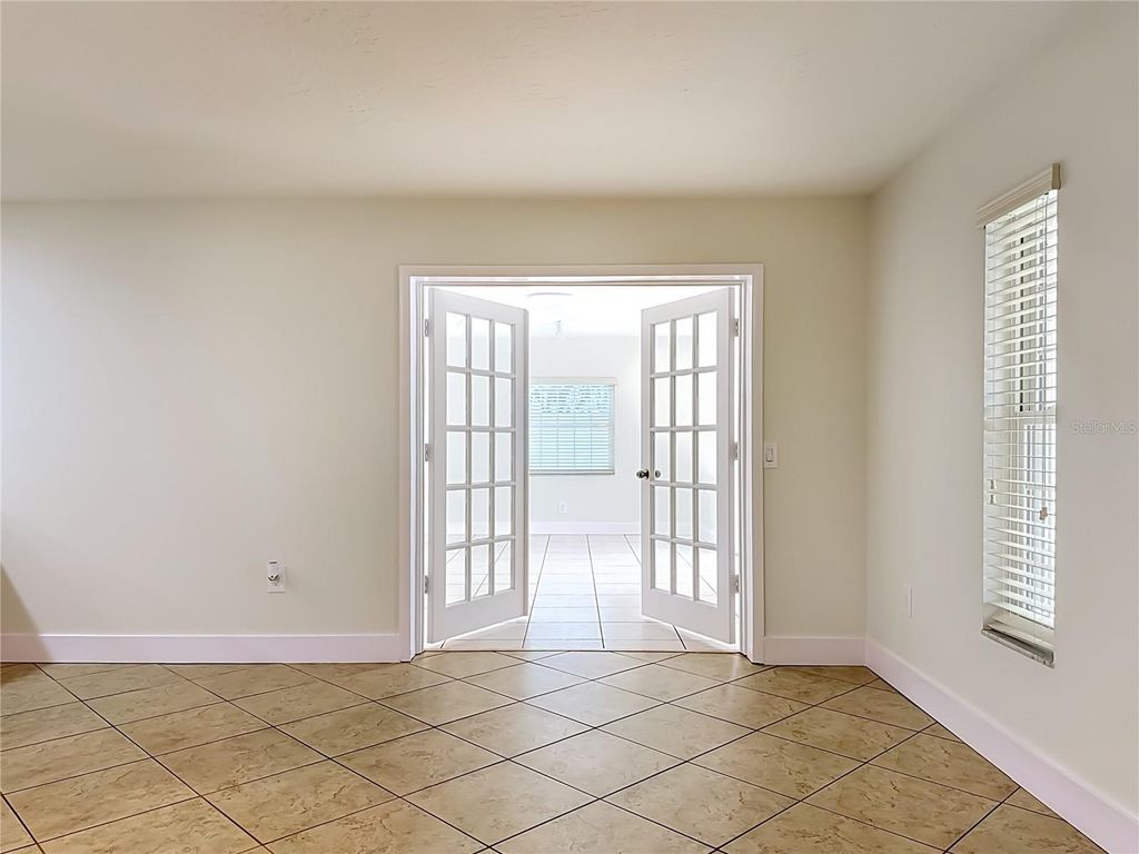 Image 16 of property listing at 2103 162ND STREET E, Bradenton, FL 34211