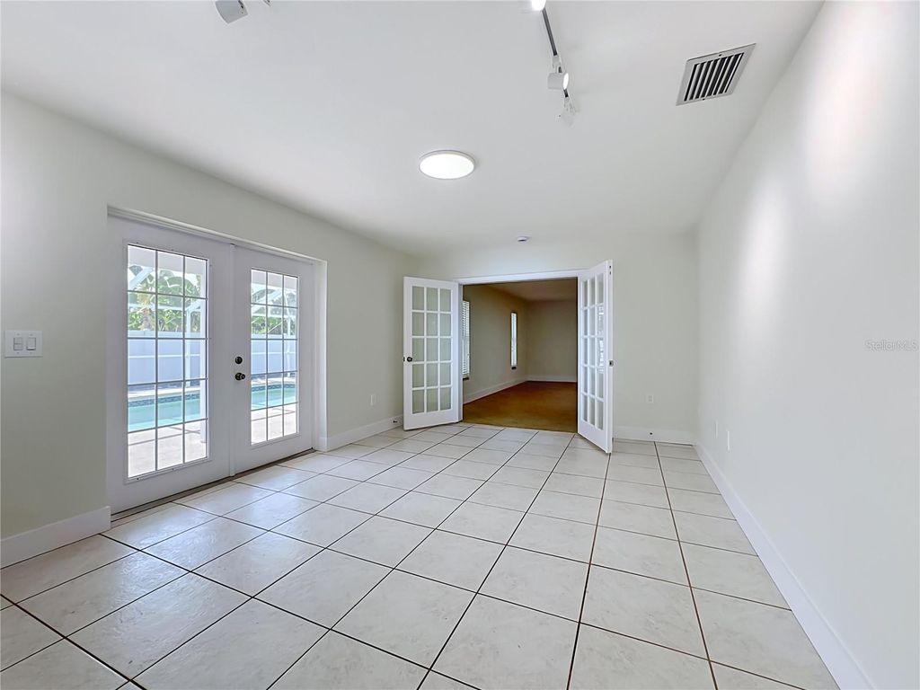 Image 19 of property listing at 2103 162ND STREET E, Bradenton, FL 34211