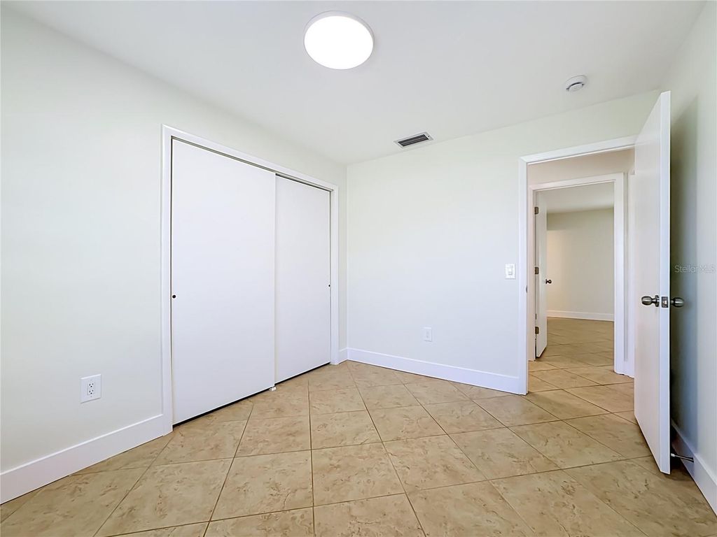 Image 27 of property listing at 2103 162ND STREET E, Bradenton, FL 34211