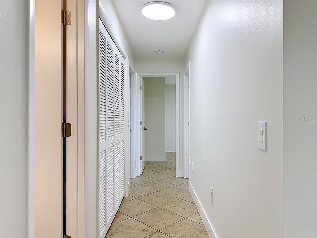 Image 31 of property listing at 2103 162ND STREET E, Bradenton, FL 34211