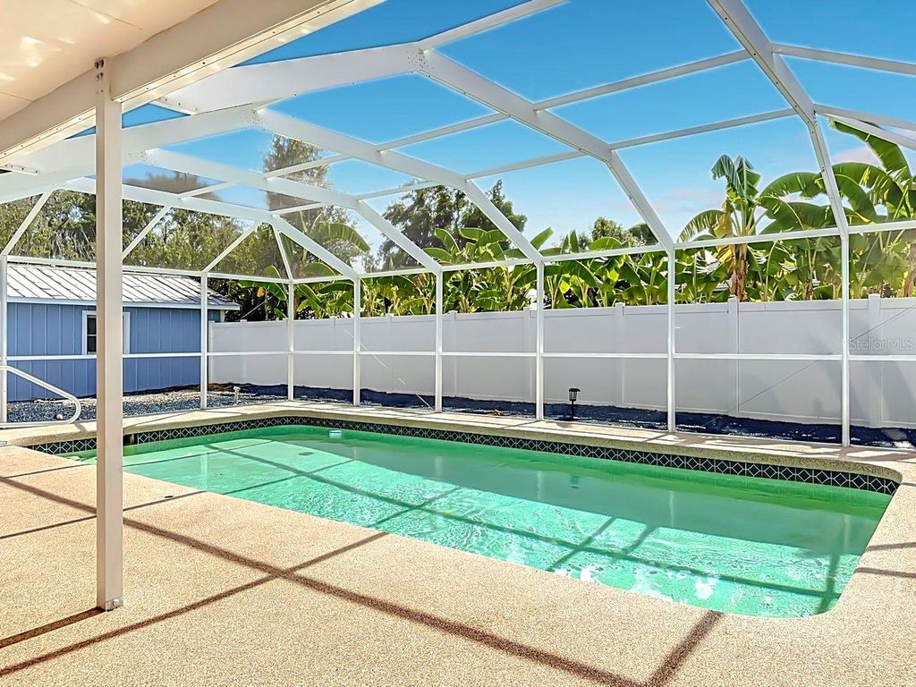 Image 40 of property listing at 2103 162ND STREET E, Bradenton, FL 34211