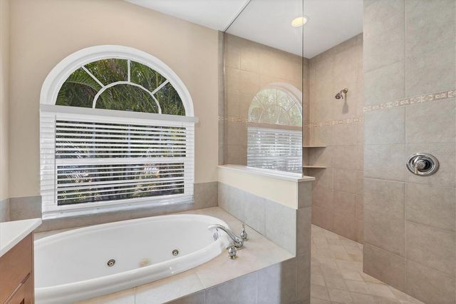 162 WILLOW BEND WAY, Osprey, FL 34229