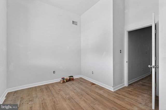 1008 SNYDER AVE, Philadelphia, PA 19148