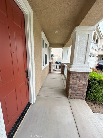 7810 Serenity Falls Rd, Eastvale, CA 92880