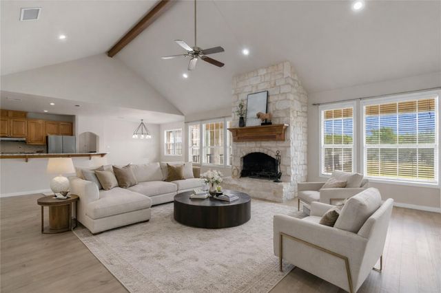 144 D B Wood RD, Georgetown, TX 78628