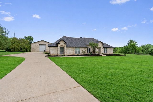 144 D B Wood RD, Georgetown, TX 78628