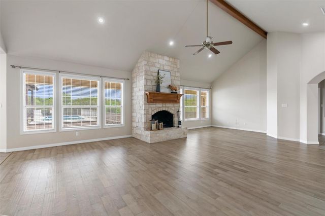 144 D B Wood RD, Georgetown, TX 78628