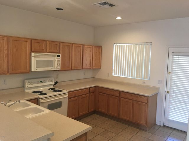 9128 W BERKELEY Road, Phoenix, AZ 85037