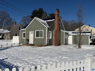 19 Maple Street, Plainville, CT 06062