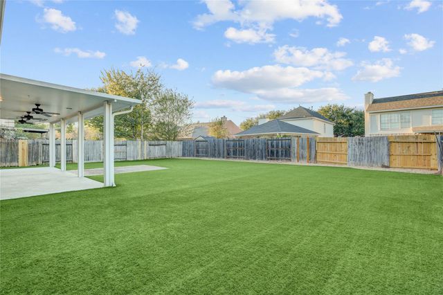 3122 Rimrock Drive, Missouri City, TX 77459