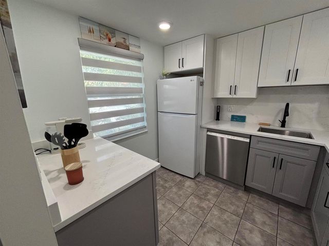 33 Abbey Lane 106, Delray Beach, FL 33446
