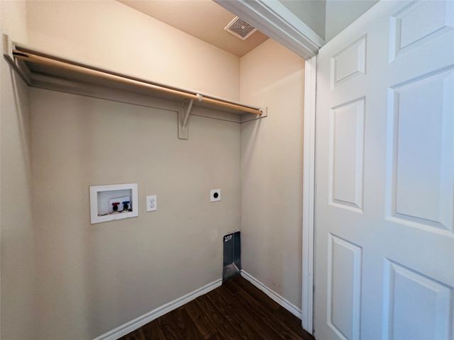 10749 Deauville Drive, Fort Worth, TX 76108