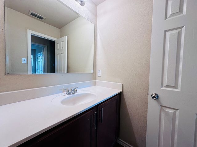 10749 Deauville Drive, Fort Worth, TX 76108