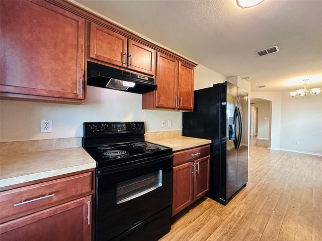 10749 Deauville Drive, Fort Worth, TX 76108