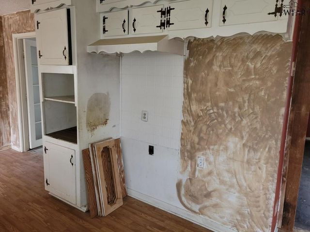 4000 LENORE DRIVE, Wichita Falls, TX 76306