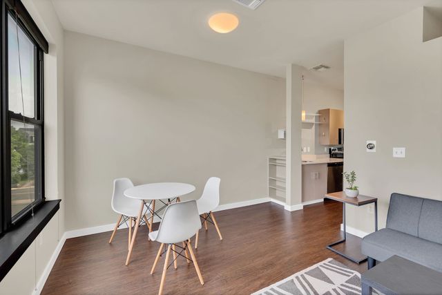 1900 12th Ave S Apt 311, Nashville, TN 37203