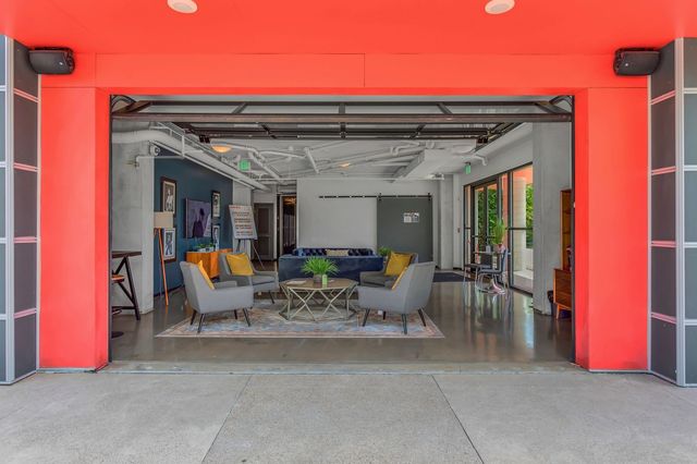 1900 12th Ave S Apt 311, Nashville, TN 37203
