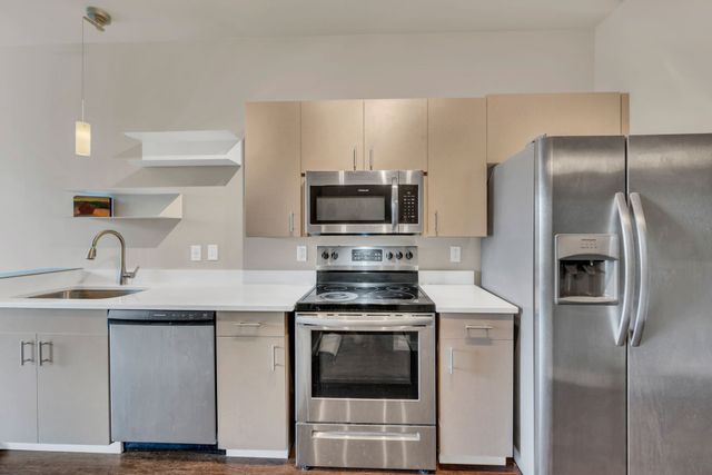 1900 12th Ave S Apt 311, Nashville, TN 37203