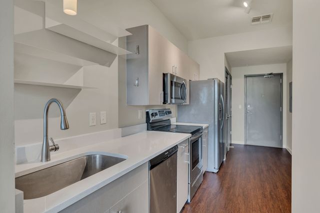 1900 12th Ave S Apt 311, Nashville, TN 37203