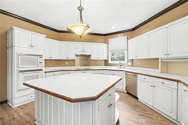 4794 Hadaway Road NW, Kennesaw, GA 30152