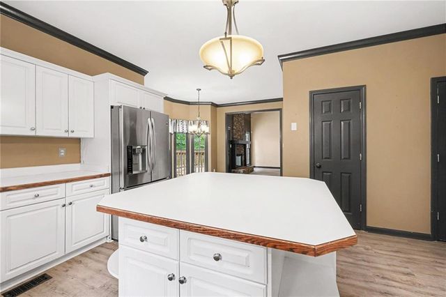4794 Hadaway Road NW, Kennesaw, GA 30152