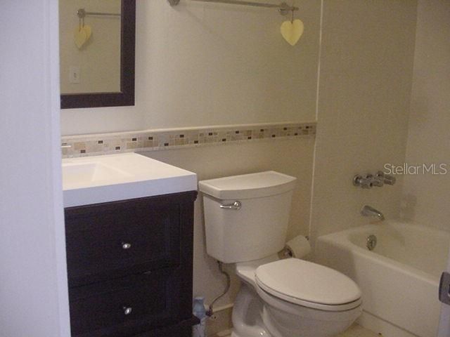 662 CIRCLEWOOD DRIVE 662, Venice, FL 34293