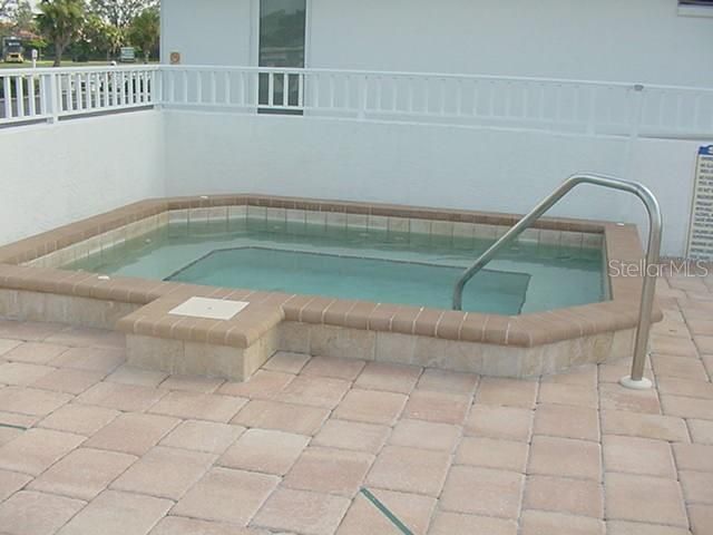 662 CIRCLEWOOD DRIVE 662, Venice, FL 34293