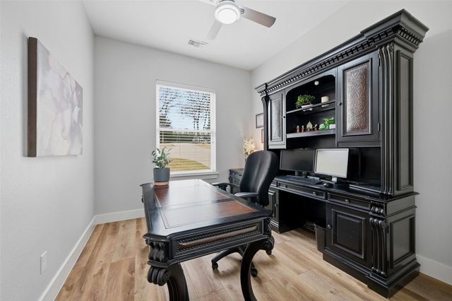 101 Manito Cove, Lake Kiowa, TX 76240