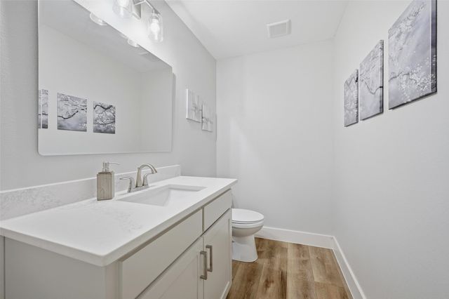 101 Manito Cove, Lake Kiowa, TX 76240