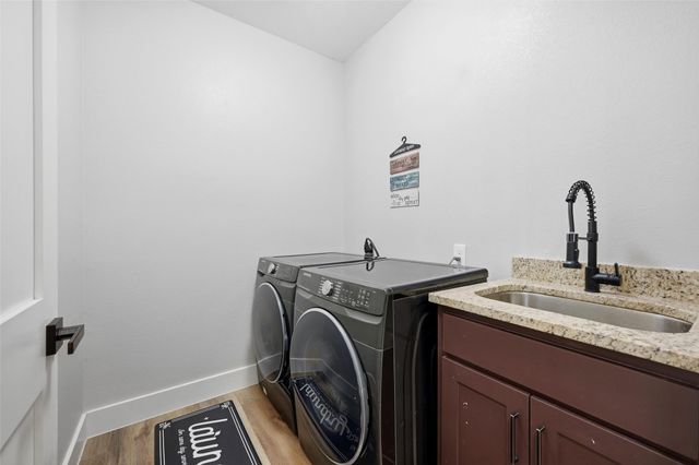 101 Manito Cove, Lake Kiowa, TX 76240