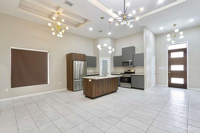 2700 Garman Street, Edinburg, TX 78542