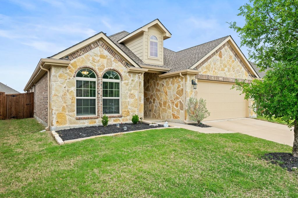 1405 Elizabeth Street, Anna, TX 75409