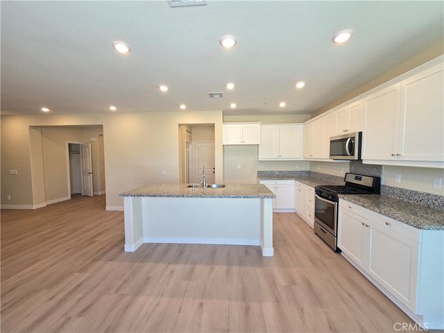 12526 Marmac Court, Victorville, CA 92392