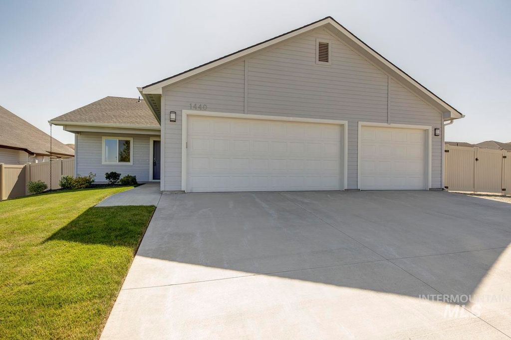 Lot 6 Block 3 Legacy Heights, Emmett, ID 83617