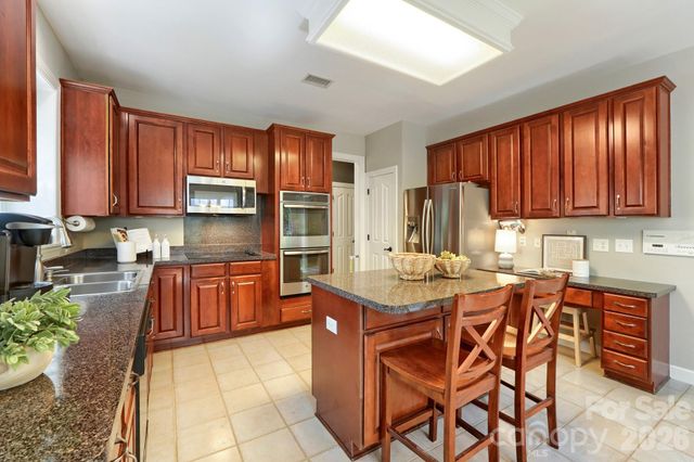 10808 Pomerane Place, Charlotte, NC 28277