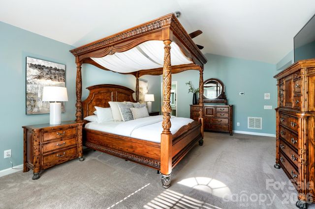 10808 Pomerane Place, Charlotte, NC 28277