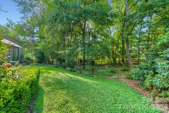 10808 Pomerane Place, Charlotte, NC 28277