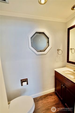 14139 SE 45th Street, Bellevue, WA 98006