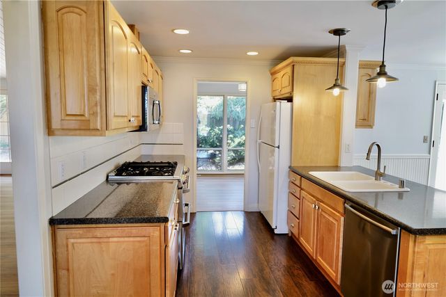 14139 SE 45th Street, Bellevue, WA 98006